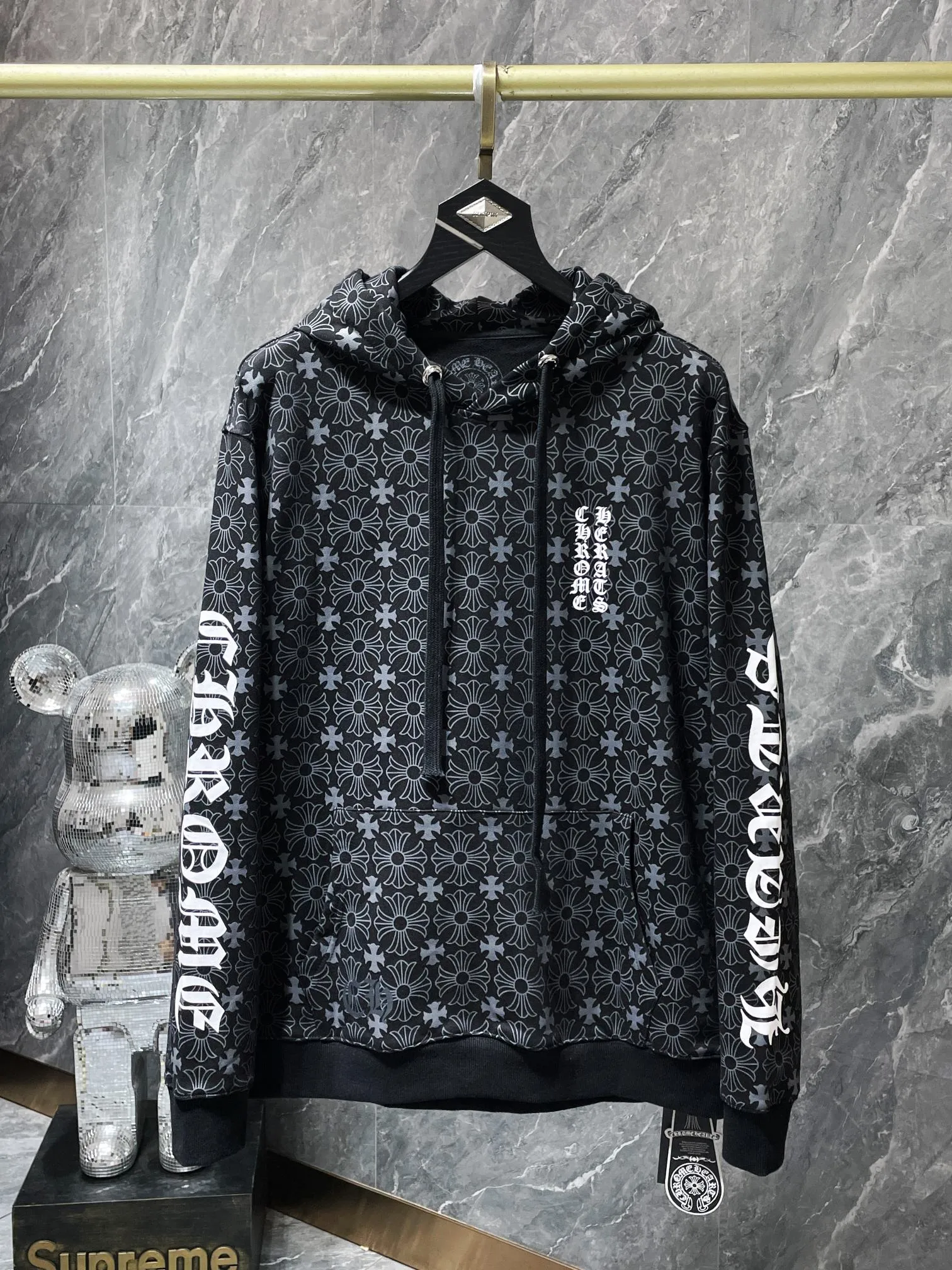 P260 Chrome Hearts High-weight, environmentally friendly and high-quality top-quality fabric Chrome dark pattern classic horseshoe zipper hoodie Imported environmentally friendly glue printing and dyeing Counter synchronization 1:1 replica version Recommended color: black white Size: S, M, L, XL